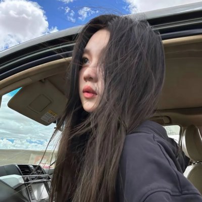 我和两个他 在线播放